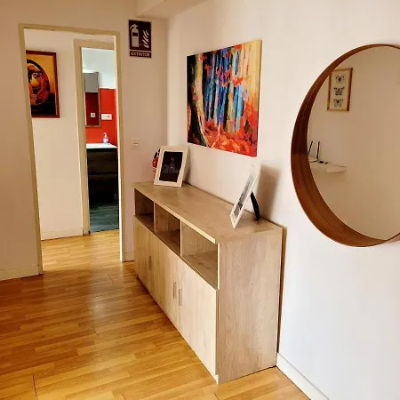 Amplio Piso Con Terraza En El Camino Y Catedral