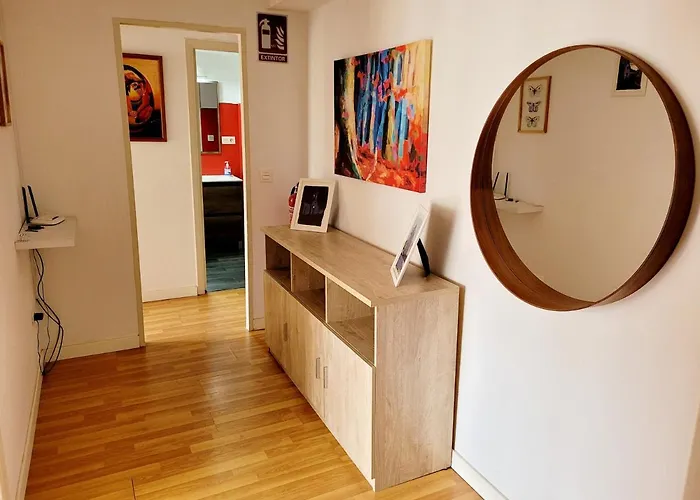 Amplio Piso Con Terraza En El Camino Y Catedral